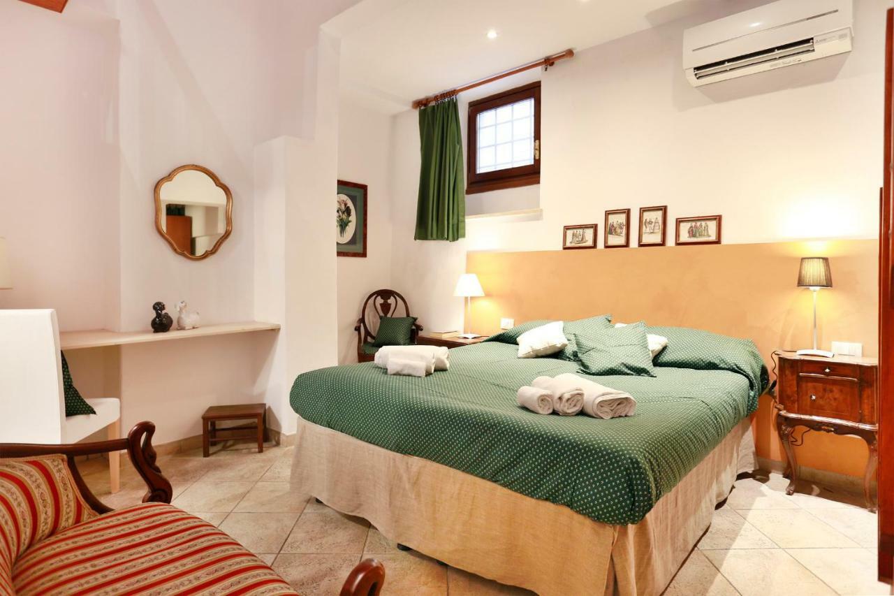 Ghibellina Apartment In The Heart Of The City ฟลอเรนซ์ ภายนอก รูปภาพ
